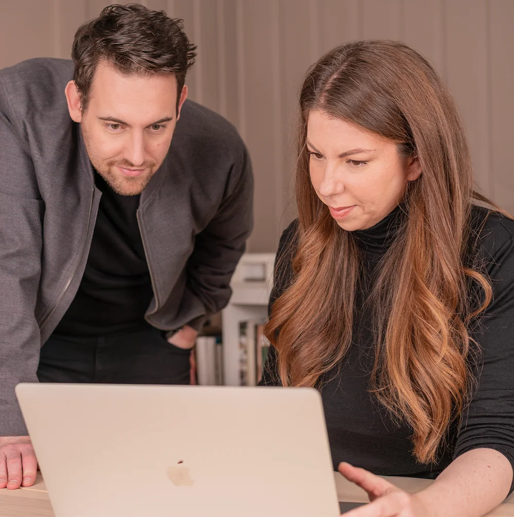 Orsi Imreh and Bence Székely, founders of Frem Digital.
