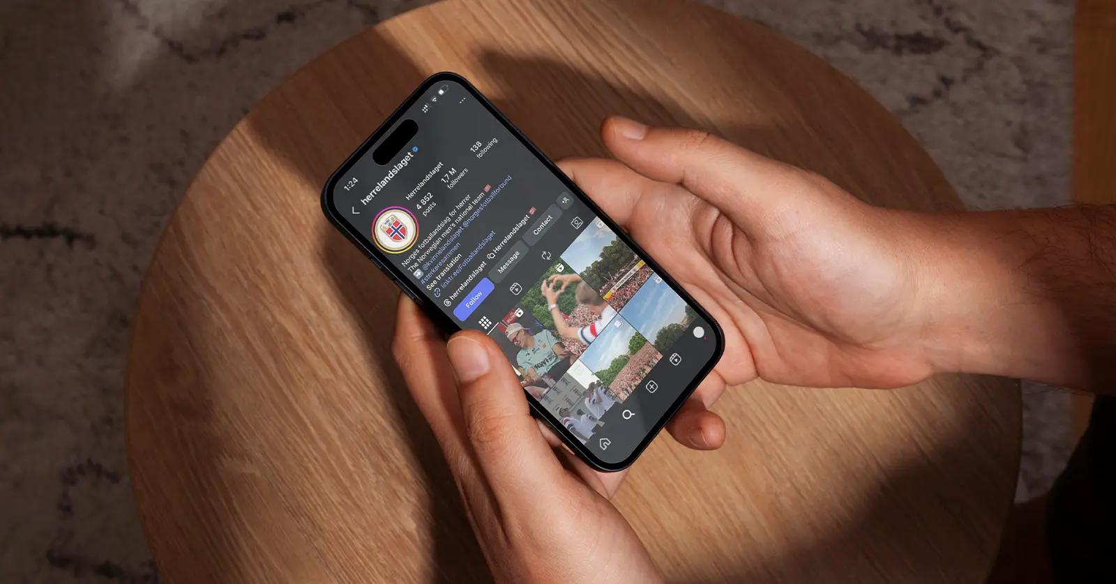 Det norske herrelandslagets Instagram-profil, @herrelandslaget, vist på en mobil etter følgerveksten under VM 2026